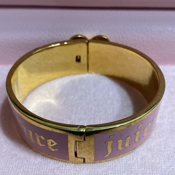 Juicy Couture Bangle Cuff Bracelet Pink Enamel Gold Heart Logo - Picture 4 of 9